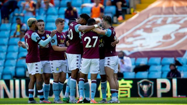 表现不错！萨格斯半场10中5得到14分3篮板3助攻