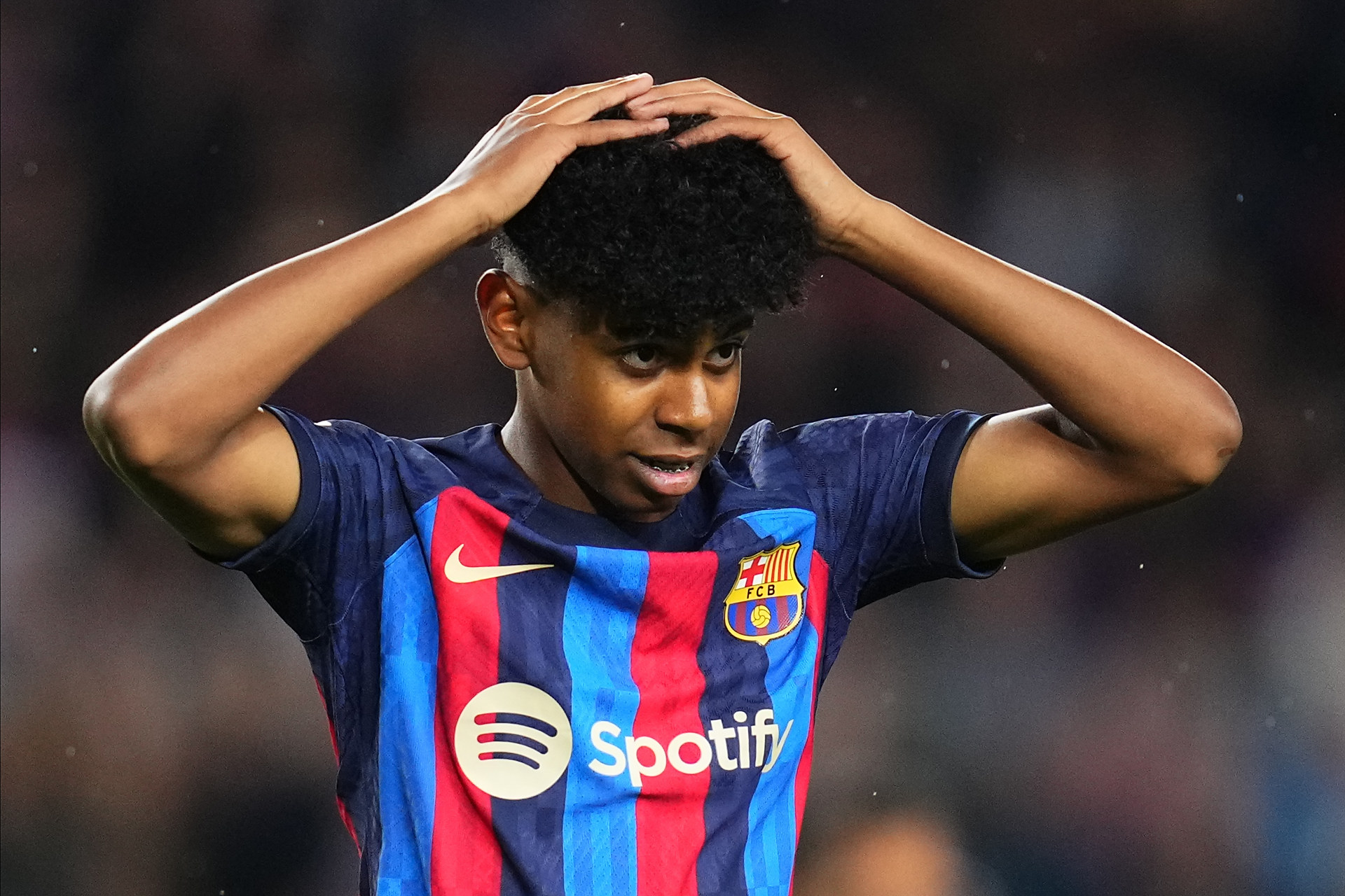 阿夫迪亚连续5场25+5+5，追平利拉德保持的队史纪录