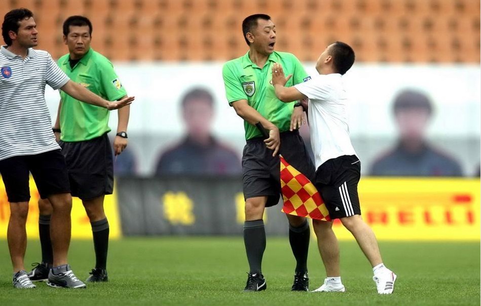 国脚赛后晒训练照，状态回暖